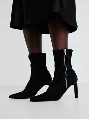 Botki na obcasie Even&Odd