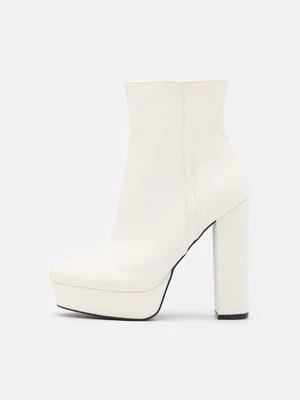 Botki na obcasie Even&Odd By Zalando biały