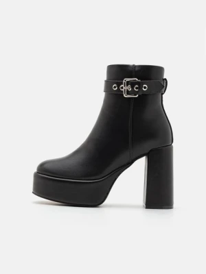 Botki na obcasie Even&Odd Wide Fit By Zalando czarny