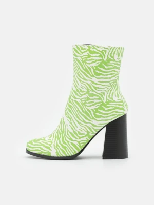 Botki na obcasie Even&Odd By Zalando zielony