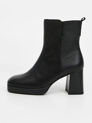 Botki na obcasie Gabor