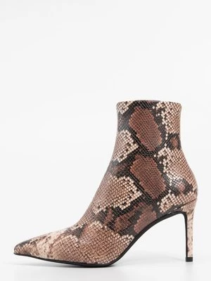 Botki na obcasie Jeffrey Campbell
