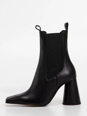 Botki na obcasie Jonak