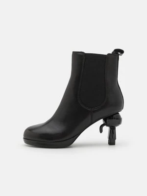 Botki na obcasie Karl Lagerfeld