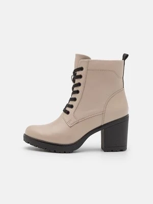 Botki na obcasie marco tozzi