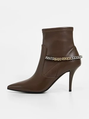 Botki na obcasie pinko