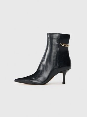 Botki na obcasie Steve Madden
