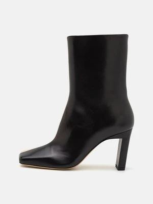 Botki na obcasie Wandler