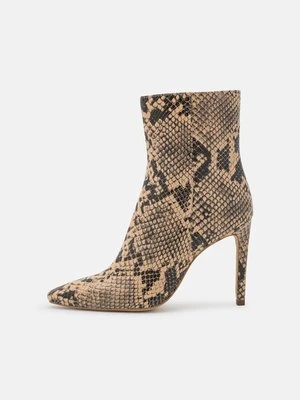 Botki na obcasie Zign