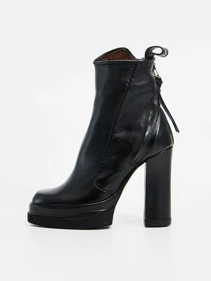 Botki na platformie a.s.98