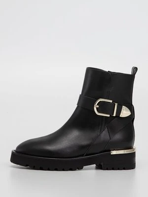 Botki na platformie aigner