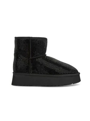 Botki na platformie Alma en Pena