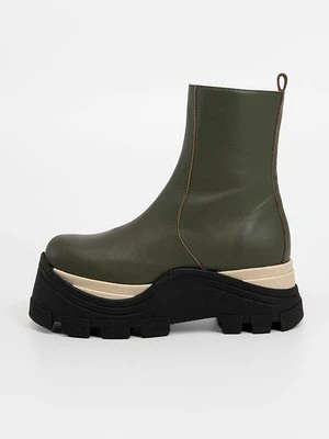 Botki na platformie ALOHAS