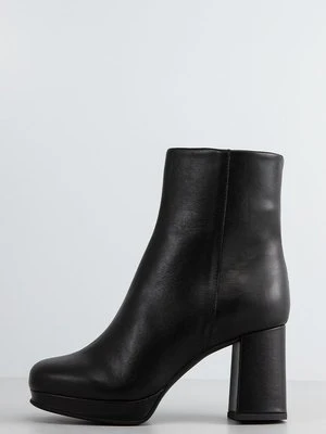 Botki na platformie Bianco