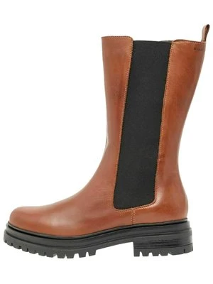 Botki na platformie Bianco