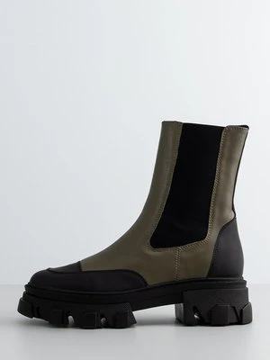 Botki na platformie Bibi Lou