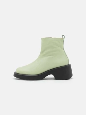 Botki na platformie Bronx