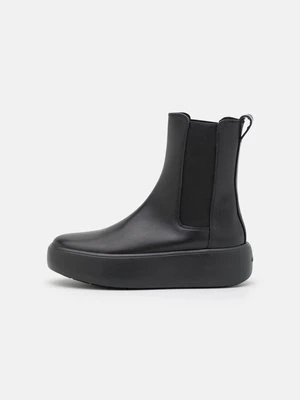 Botki na platformie Calvin Klein