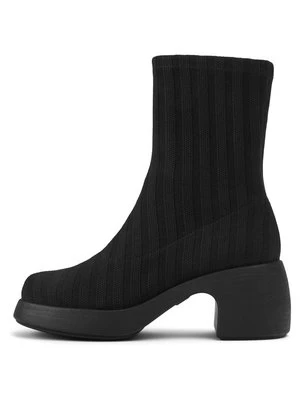 Botki na platformie Camper