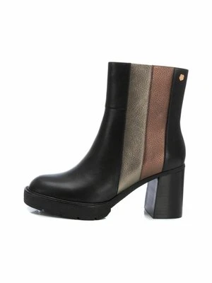 Botki na platformie Carmela