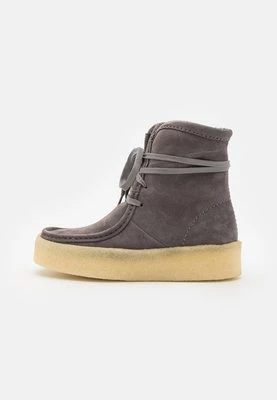 Botki na platformie Clarks Originals