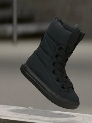 Botki na platformie Converse