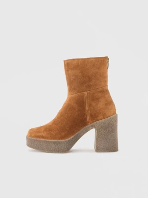 Botki na platformie Copenhagen Shoes koniakowy