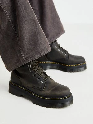 Botki na platformie Dr. Martens