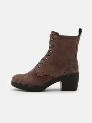 Botki na platformie ECCO