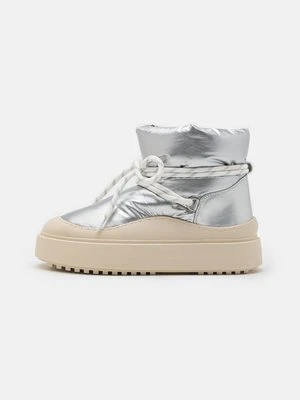 Botki na platformie Even&Odd