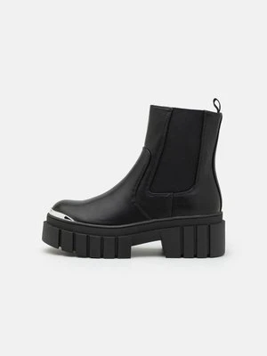 Botki na platformie Even&Odd