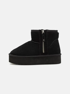 Botki na platformie Even&Odd