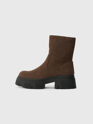 Botki na platformie Even&Odd Wide Fit