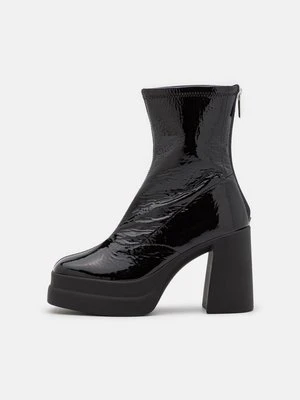 Botki na platformie Free People