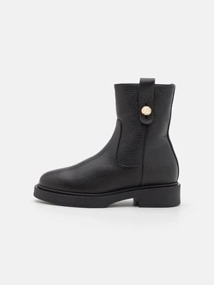 Botki na platformie Furla