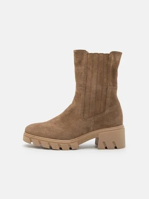 Botki na platformie Gabor Comfort