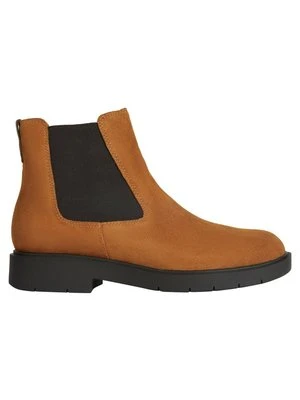 Botki na platformie Geox