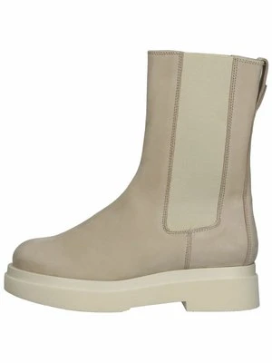 Botki na platformie Högl