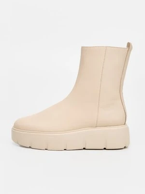 Botki na platformie Högl