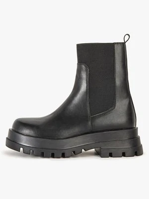 Botki na platformie Inuovo