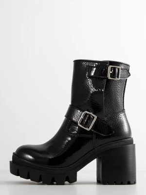 Botki na platformie Jeffrey Campbell czarny