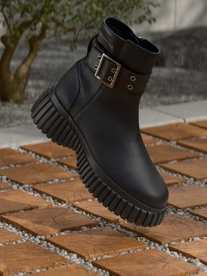 Botki na platformie Karl Lagerfeld