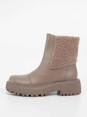 Botki na platformie Kazar