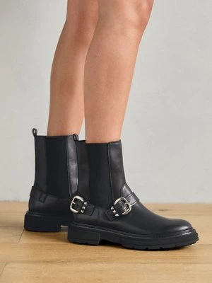 Botki na platformie Kennel + Schmenger