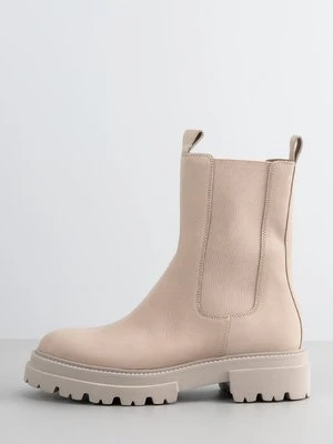 Botki na platformie Kennel + Schmenger