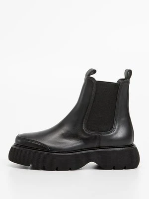 Botki na platformie Kennel + Schmenger