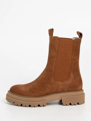 Botki na platformie Kennel + Schmenger