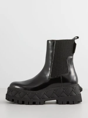 Botki na platformie KG Kurt Geiger