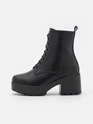 Botki na platformie Koi Footwear