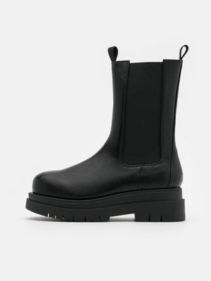 Botki na platformie Koi Footwear